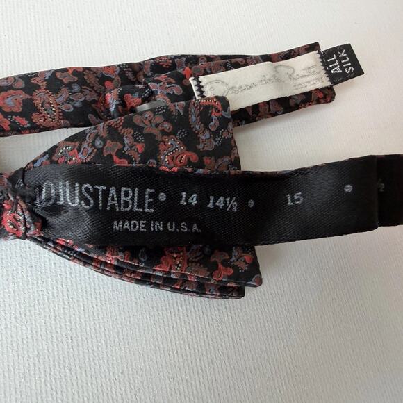 Oscar de la Renta Couture Silk Bow Tie | Vintage Paisley Made in USA - Picture 4 of 14